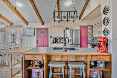 Welcome to easy living in DeCordova Bend Estates! Situated on a on De Cordova Bend Country Club in Texas - for sale on GolfHomes.com, golf home, golf lot