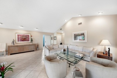 Welcome to this beautifully maintained 2-bedroom, 2.5-bathroom on Indian Spring Golf and Country Club in Florida - for sale on GolfHomes.com, golf home, golf lot