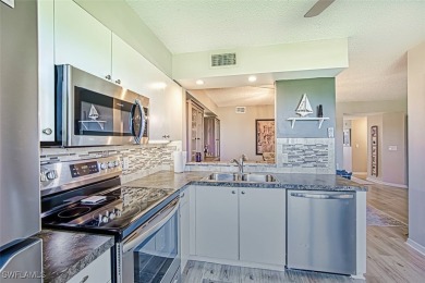 Owner says bring all offers!!!!!Golfers paradise- this on Seven Lakes Golf and Tennis Community in Florida - for sale on GolfHomes.com, golf home, golf lot