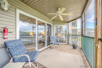 Lakefront Walk-In Condo with super low HOA fees under $670 per on Lake Valley Country Club in Missouri - for sale on GolfHomes.com, golf home, golf lot