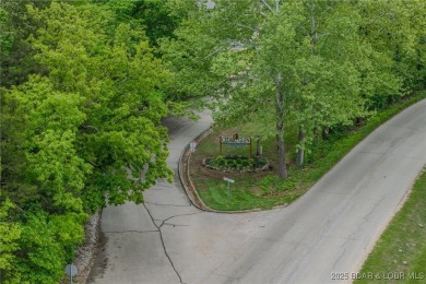 Lakefront Walk-In Condo with super low HOA fees under $670 per on Lake Valley Country Club in Missouri - for sale on GolfHomes.com, golf home, golf lot