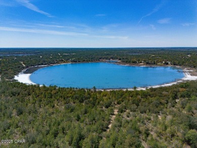 Discover the perfect culdesac lot in Unit 19 of Sunny Hills on Sunny Hills Golf and Country Club in Florida - for sale on GolfHomes.com, golf home, golf lot