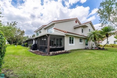 STUNNING 3br/2.5ba unit boasts corner location w/side entry on The Carolina Club in Florida - for sale on GolfHomes.com, golf home, golf lot