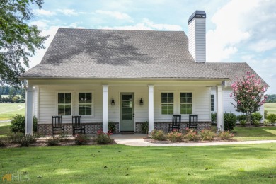 This 2 Bedroom 2 Bath home is located on the beautiful fairway on Chimney Oaks Golf Club in Georgia - for sale on GolfHomes.com, golf home, golf lot