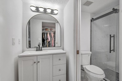 Updated 2 bed 2 bath plus bonus Florida room with closet on Forest Oaks Golf Club in Florida - for sale on GolfHomes.com, golf home, golf lot
