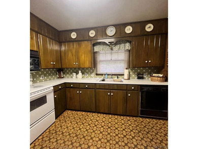 Imagine living in the heart of the Laurel Highlands. Surrounded on Kings Mountain Golf Course in Pennsylvania - for sale on GolfHomes.com, golf home, golf lot