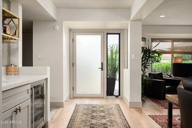 Gorgeously remodeled patio home in prime Gainey Ranch location! on Gainey Ranch Golf Club in Arizona - for sale on GolfHomes.com, golf home, golf lot