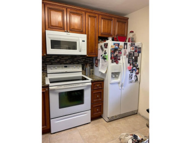 Beautifully Renovated 2-Bedroom Condo in Sunrise
Spacious on Sunrise Lakes Phase IV Golf Course in Florida - for sale on GolfHomes.com, golf home, golf lot