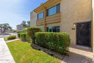 Welcome to this charming 2-bedroom 1.5 bath townhome! Inside on The Phoenician  in Arizona - for sale on GolfHomes.com, golf home, golf lot