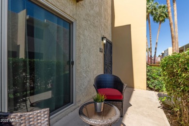 Welcome to this charming 2-bedroom 1.5 bath townhome! Inside on The Phoenician  in Arizona - for sale on GolfHomes.com, golf home, golf lot