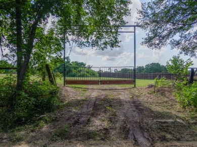 Prime 2.74-Acre Vacant Lot in Corsicana, TX!

Discover the on Corsicana Country Club in Texas - for sale on GolfHomes.com, golf home, golf lot