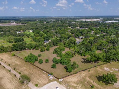 Prime 2.74-Acre Vacant Lot in Corsicana, TX!

Discover the on Corsicana Country Club in Texas - for sale on GolfHomes.com, golf home, golf lot