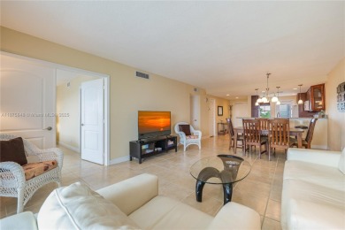 BEAUTIFUL CHARMING 2/2 CONDO WITH PEACEFUL VIEW OF THE LAKE on Palm-Aire Country Club and Resort - Palms in Florida - for sale on GolfHomes.com, golf home, golf lot