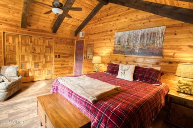 Fully Turnkey FURNISHED! This LOG CABIN, with rec. center on Pinetop Lakes Golf and Country Club in Arizona - for sale on GolfHomes.com, golf home, golf lot