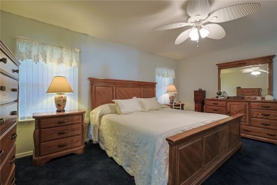 THIS 3 BEDROOM 2 BATH CBS HOME IS ON A CORNER LOT. HAS LARGER on Royal Oaks Golf Club in Florida - for sale on GolfHomes.com, golf home, golf lot