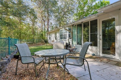 THIS 3 BEDROOM 2 BATH CBS HOME IS ON A CORNER LOT. HAS LARGER on Royal Oaks Golf Club in Florida - for sale on GolfHomes.com, golf home, golf lot
