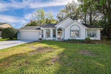 THIS 3 BEDROOM 2 BATH CBS HOME IS ON A CORNER LOT. HAS LARGER on Royal Oaks Golf Club in Florida - for sale on GolfHomes.com, golf home, golf lot