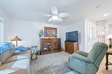 This spacious 1,200 sq ft home is one of the larger homes in the on Riverview Golf Course in Arizona - for sale on GolfHomes.com, golf home, golf lot
