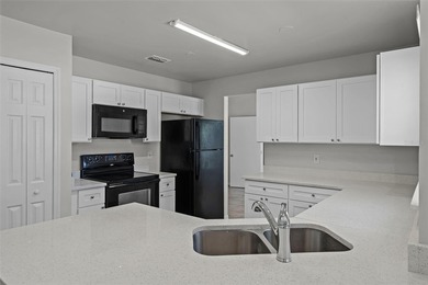 Welcome to your Florida dream home! This spacious 3-bedroom on Twin Rivers Golf Club in Florida - for sale on GolfHomes.com, golf home, golf lot