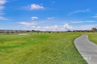 Nestled in the sought-after Redhawk Ridge subdivision, this on Hunters Point Golf Club in Idaho - for sale on GolfHomes.com, golf home, golf lot