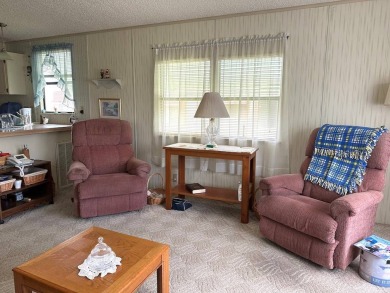 MOTIVATED SELLERS! HOME IS PRICED TO SELL. 2-BEDROOM, 2-BATHROOM on Anglers Green Golf Course in Florida - for sale on GolfHomes.com, golf home, golf lot