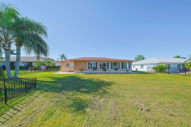 METICULOUSLY MAINTAINED WITH PRIDE OF OWNERSHIP this is a - NO on North Lakes Golf Course in Florida - for sale on GolfHomes.com, golf home, golf lot