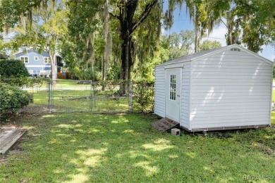 Right in the Heart of Crystal River! Welcome to this charming 3 on Plantation Inn and Golf Resort  in Florida - for sale on GolfHomes.com, golf home, golf lot