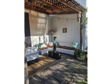 Contemporary Chic - Close by Public pool, golf, Tennis, shopping on Foxtail Golf Club in California - for sale on GolfHomes.com, golf home, golf lot