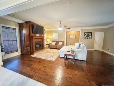 Luxurious 6 bedroom, 4.5 bath home on the 5th hole of Riverlinks on Tahlequah City Golf Course in Oklahoma - for sale on GolfHomes.com, golf home, golf lot