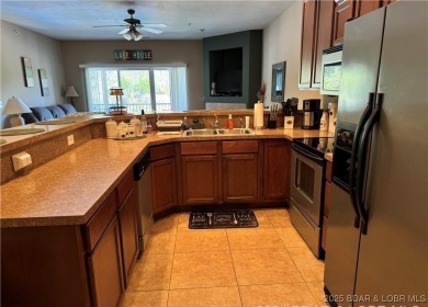 Great 3-bedroom 2 bath condo located close to the pool.  Very on The Club At Old Kinderhook in Missouri - for sale on GolfHomes.com, golf home, golf lot