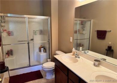 Great 3-bedroom 2 bath condo located close to the pool.  Very on The Club At Old Kinderhook in Missouri - for sale on GolfHomes.com, golf home, golf lot