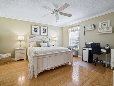 WARM AND WELCOMING this Beauregard villa is nestled in Greenwood on Oakleigh Executive Golf Course in Florida - for sale on GolfHomes.com, golf home, golf lot