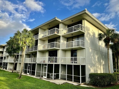 Imagine stepping into a rarely available PENTHOUSE CORNER UNIT on The Country Club At Boca Raton in Florida - for sale on GolfHomes.com, golf home, golf lot