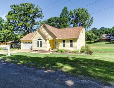 Golf Course Retreat with Stunning Views!  Nestled in a peaceful on Diamondhead Golf and Country Club in Arkansas - for sale on GolfHomes.com, golf home, golf lot