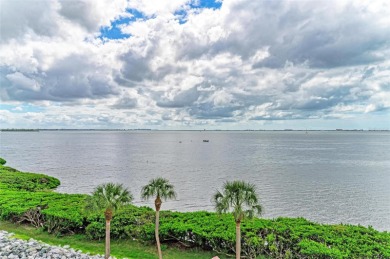 Best Value on Sarasota Bay--Rare Corner Penthouse with Sunset on IMG Academies Golf and Country Club in Florida - for sale on GolfHomes.com, golf home, golf lot