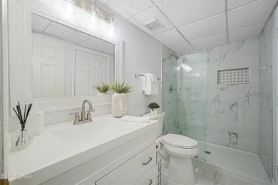 Welcome to your peaceful retreat in The Glades -- a beautifully on Hombre Golf Club in Florida - for sale on GolfHomes.com, golf home, golf lot