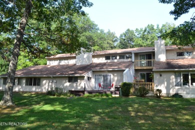 LAKE TANSI CONDO LIVING AT IS MOST CONVENIENT & AFFORDABLE. This on Lake Tansi Village Country Club in Tennessee - for sale on GolfHomes.com, golf home, golf lot