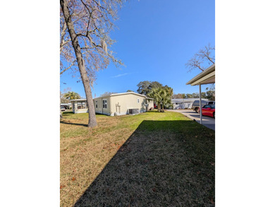 ***Price Reduction!!!*** Your paradise on EASY ST... Located in on Rolling Greens Executive Golf Community in Florida - for sale on GolfHomes.com, golf home, golf lot