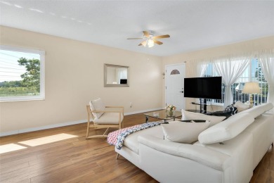 Beautifully updated 2/2 END UNIT on one of the largest 55+ on On Top Of The World Golf Course in Florida - for sale on GolfHomes.com, golf home, golf lot