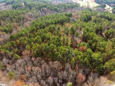 Listed by Kim Crain|Herlong SIR|  Experience refined on The Reserve At Lake Keowee in South Carolina - for sale on GolfHomes.com, golf home, golf lot