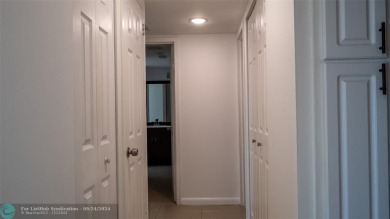 Unbeatable location in Aventura! Musts see 2/2, high floor unit on Turnberry Isle Resort and Club in Florida - for sale on GolfHomes.com, golf home, golf lot