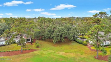 Close the back gate, shopping, groceries, dining  more!  Welcome on Belfair Golf Club in South Carolina - for sale on GolfHomes.com, golf home, golf lot