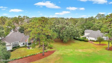 Close the back gate, shopping, groceries, dining  more!  Welcome on Belfair Golf Club in South Carolina - for sale on GolfHomes.com, golf home, golf lot