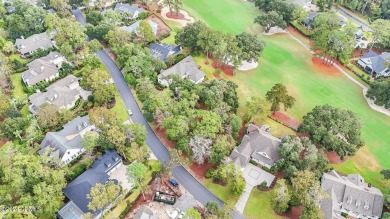 Close the back gate, shopping, groceries, dining  more!  Welcome on Belfair Golf Club in South Carolina - for sale on GolfHomes.com, golf home, golf lot
