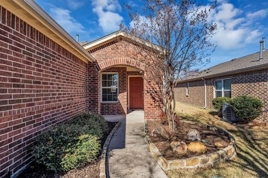 UPGRADE YOUR LIFESTYLE AT THIS UPDATED, MOVE-IN READY HOME IN on Frisco Lakes Golf Course in Texas - for sale on GolfHomes.com, golf home, golf lot