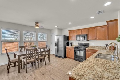 UPGRADE YOUR LIFESTYLE AT THIS UPDATED, MOVE-IN READY HOME IN on Frisco Lakes Golf Course in Texas - for sale on GolfHomes.com, golf home, golf lot