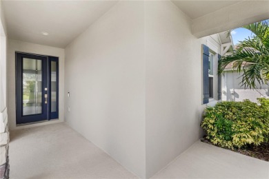 Luxurious 5 bed 3.5 bath home with a generous loft and 2 Car on Kings Ridge Golf Club in Florida - for sale on GolfHomes.com, golf home, golf lot
