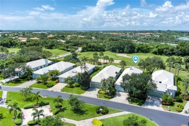 Well-maintained golf cottage offers privacy inside and out on Oak Harbor Country Club in Florida - for sale on GolfHomes.com, golf home, golf lot