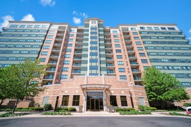 LUXURY CONDO LIVING IN THE HEART OF IT ALL! INVESTORS WELCOME on Seven Bridges Golf Club in Illinois - for sale on GolfHomes.com, golf home, golf lot
