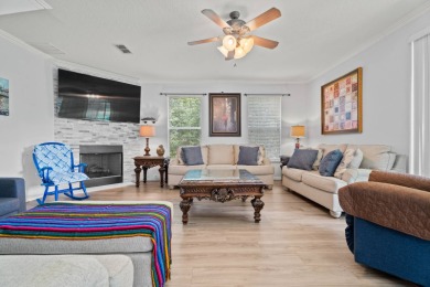 Homebuyers - this is a Certified Pre-Owned Home with a on DeBary Golf and Country Club in Florida - for sale on GolfHomes.com, golf home, golf lot
